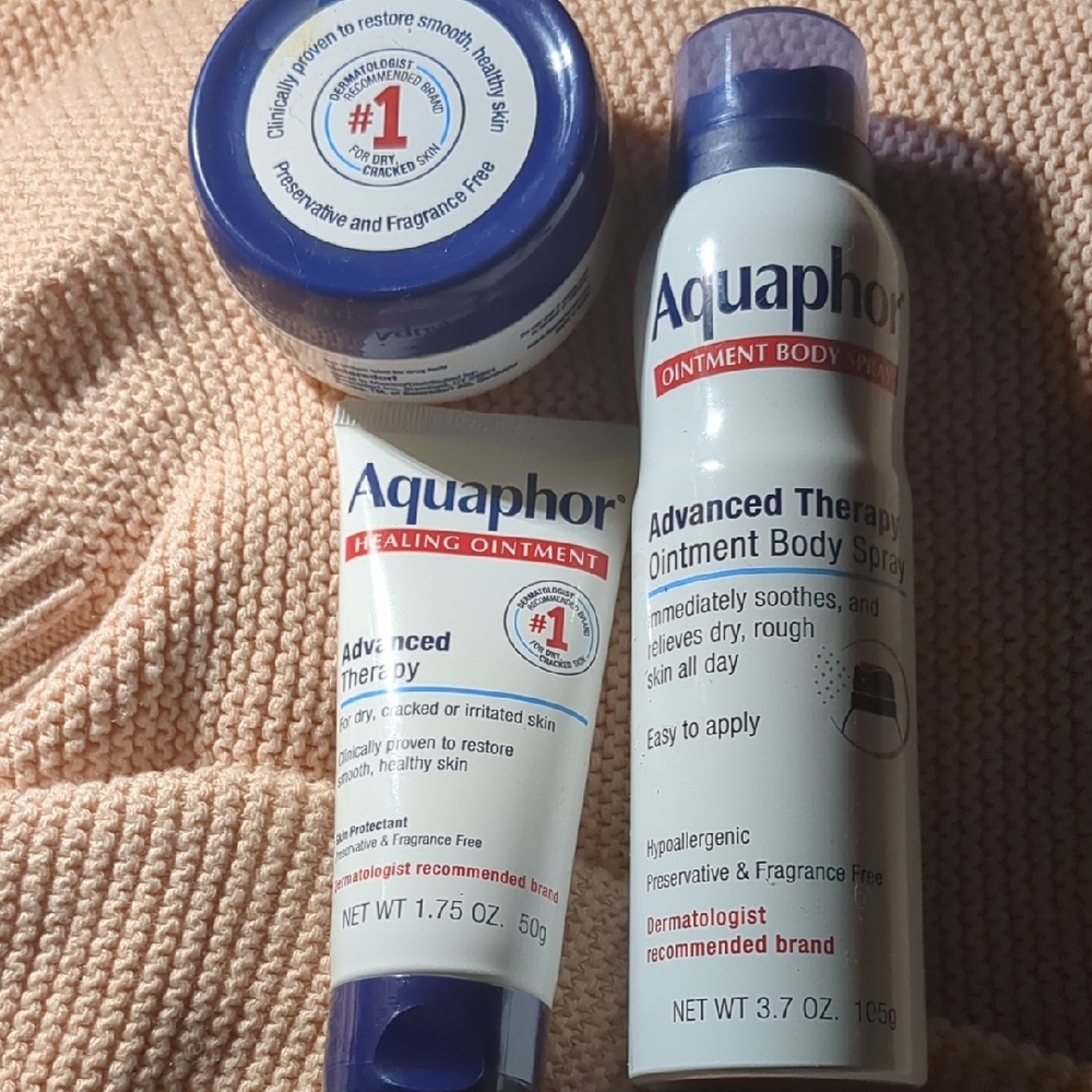 (3) Aquaphor Ointment Body Spray, Healing Ointment (1) Tube (1) Tub